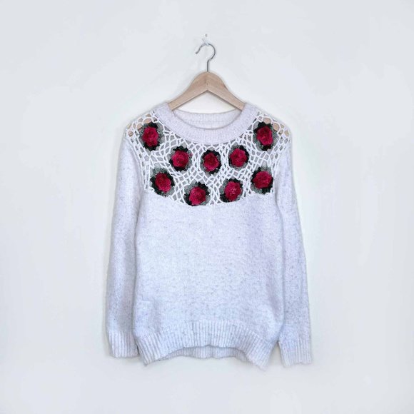 Vintage Sweaters - ⚡️SOLD⚡️   vintage crochet rose eyelash sweater - size small
